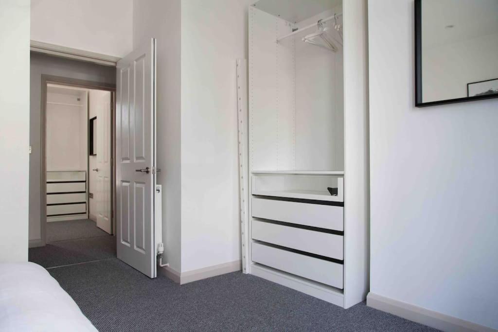 Stunning 2 Bed Apartment With Sea Views, بينزانس المظهر الخارجي الصورة