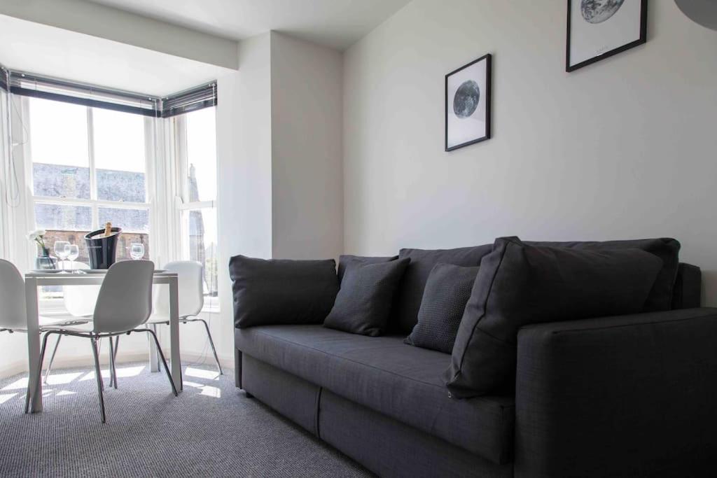 Stunning 2 Bed Apartment With Sea Views, بينزانس المظهر الخارجي الصورة